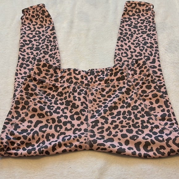 New Girls Large (10/12) Pink Cheetah Print Leggings - Picture 2 of 4